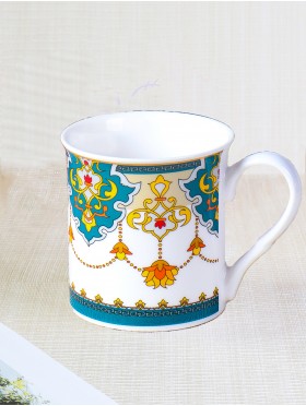 Royal Filigree Porcelain Mug With Gift Box